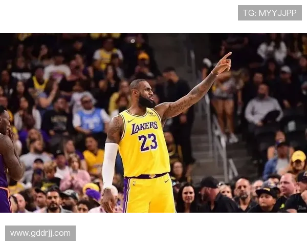 詹姆斯率湖人强势反弹西部格局再起波澜引热议联盟季后赛形势更新